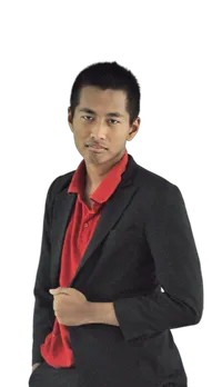 Gambar dari Ketua Divisi Bahasa angkatan Angkatan 9-10 | Ezra - エズラ